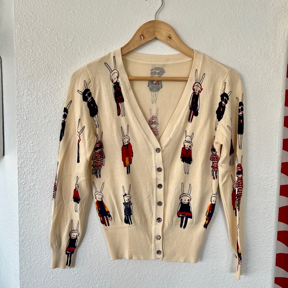 Fashion Bunnies sweater! Print V-neck cardigan long sleeve